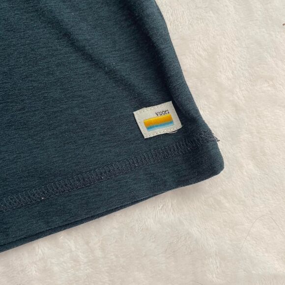 Vuori Strato Tech Tee Navy Heather Men's Medium S#V126 - Picture 2 of 3